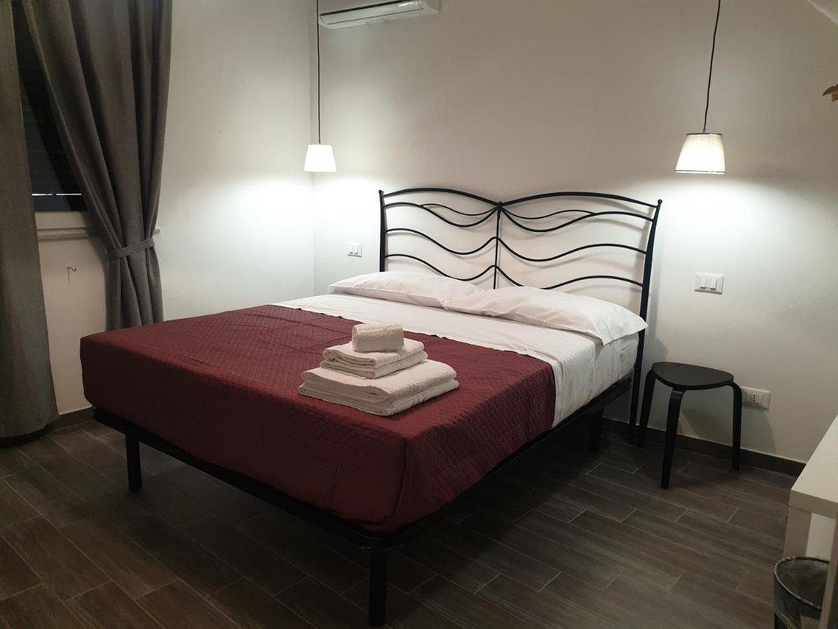 Hotel Residenza Tarzana Palermo Exterior foto