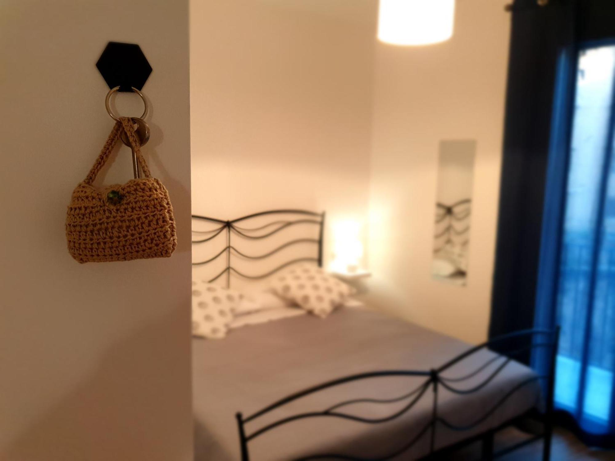 Hotel Residenza Tarzana Palermo Zimmer foto